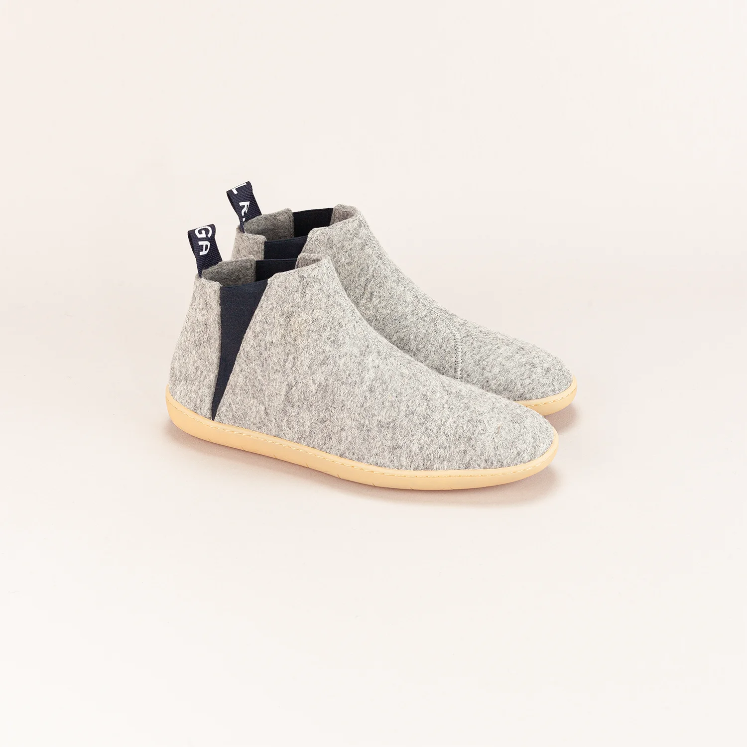 Chelsea London - color gray