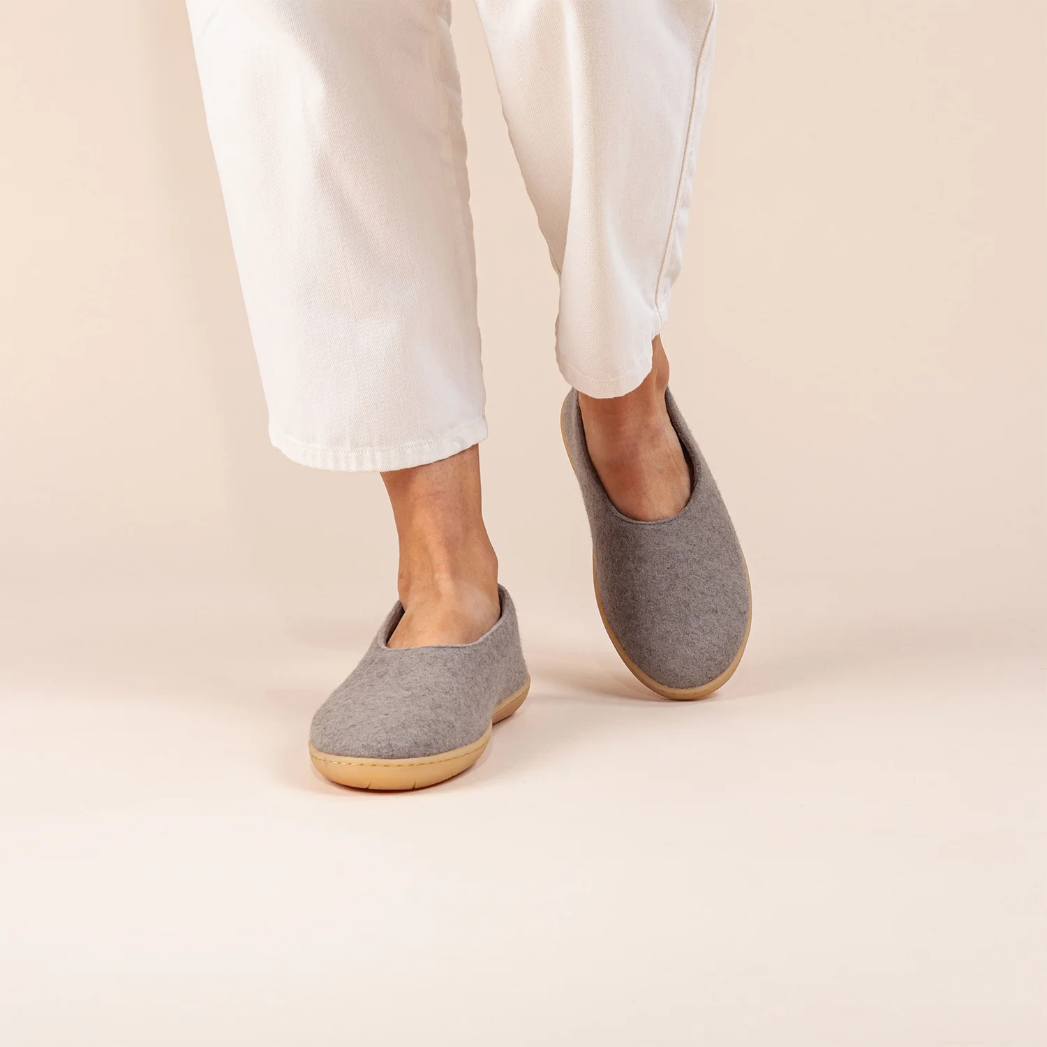 Flat Calgary - Color Taupe